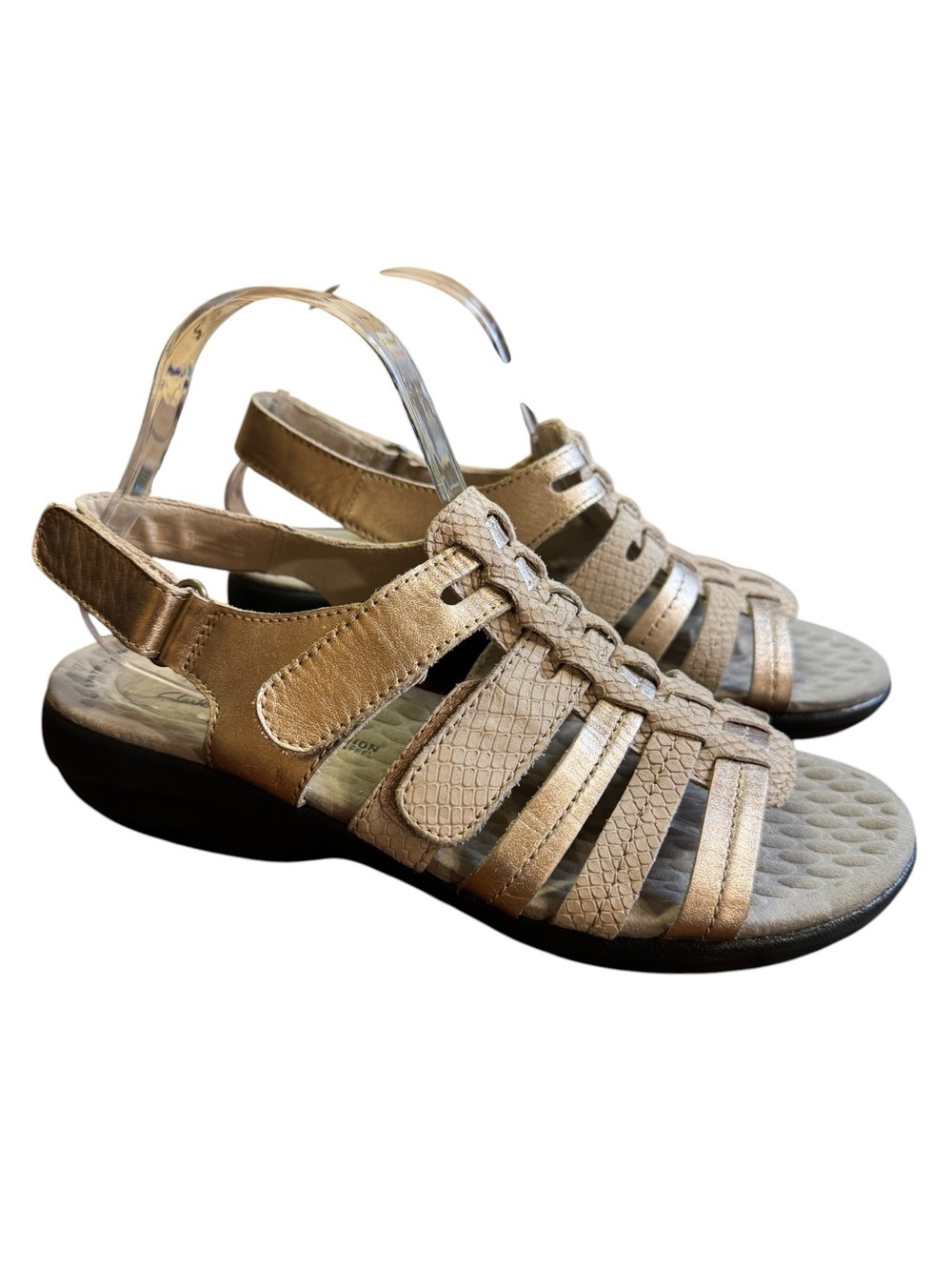 Clarks Collection Ultimate Comfort Metallic Strappy Sandals Womenβs 9.5